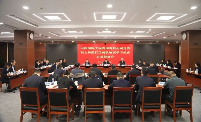副总经理潘小海