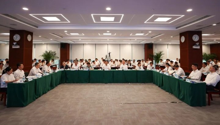 乘势争先开新篇
