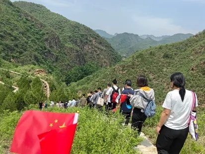 同题参见组织北京地区党员